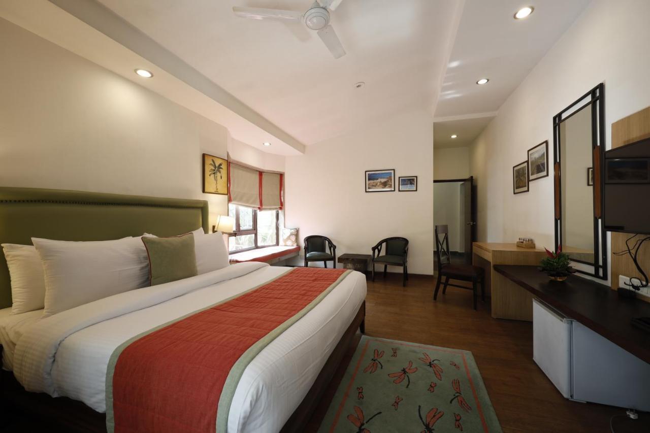 The Riverview Retreat Corbett By Leisure Hotels Garjia Exteriér fotografie