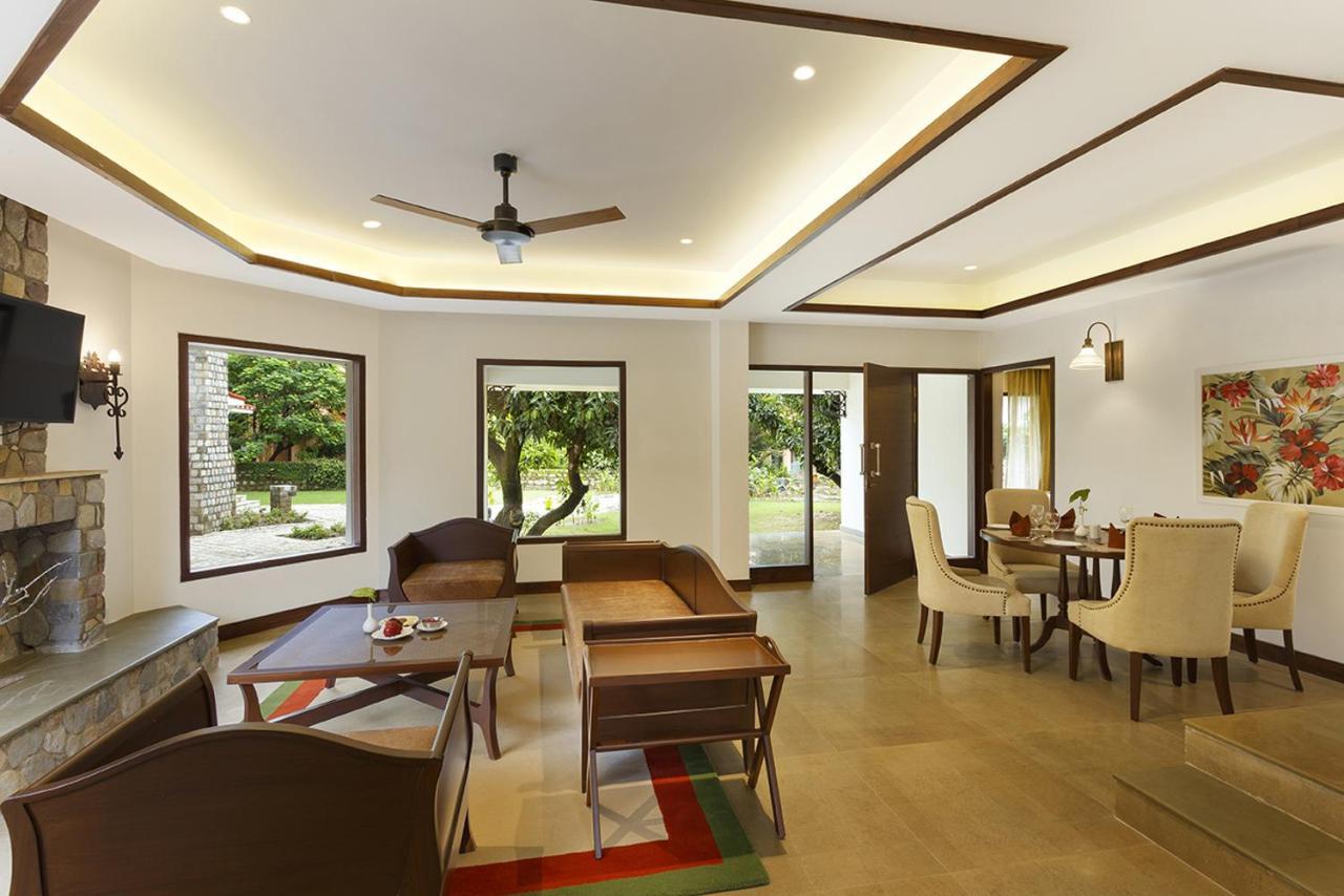 The Riverview Retreat Corbett By Leisure Hotels Garjia Exteriér fotografie