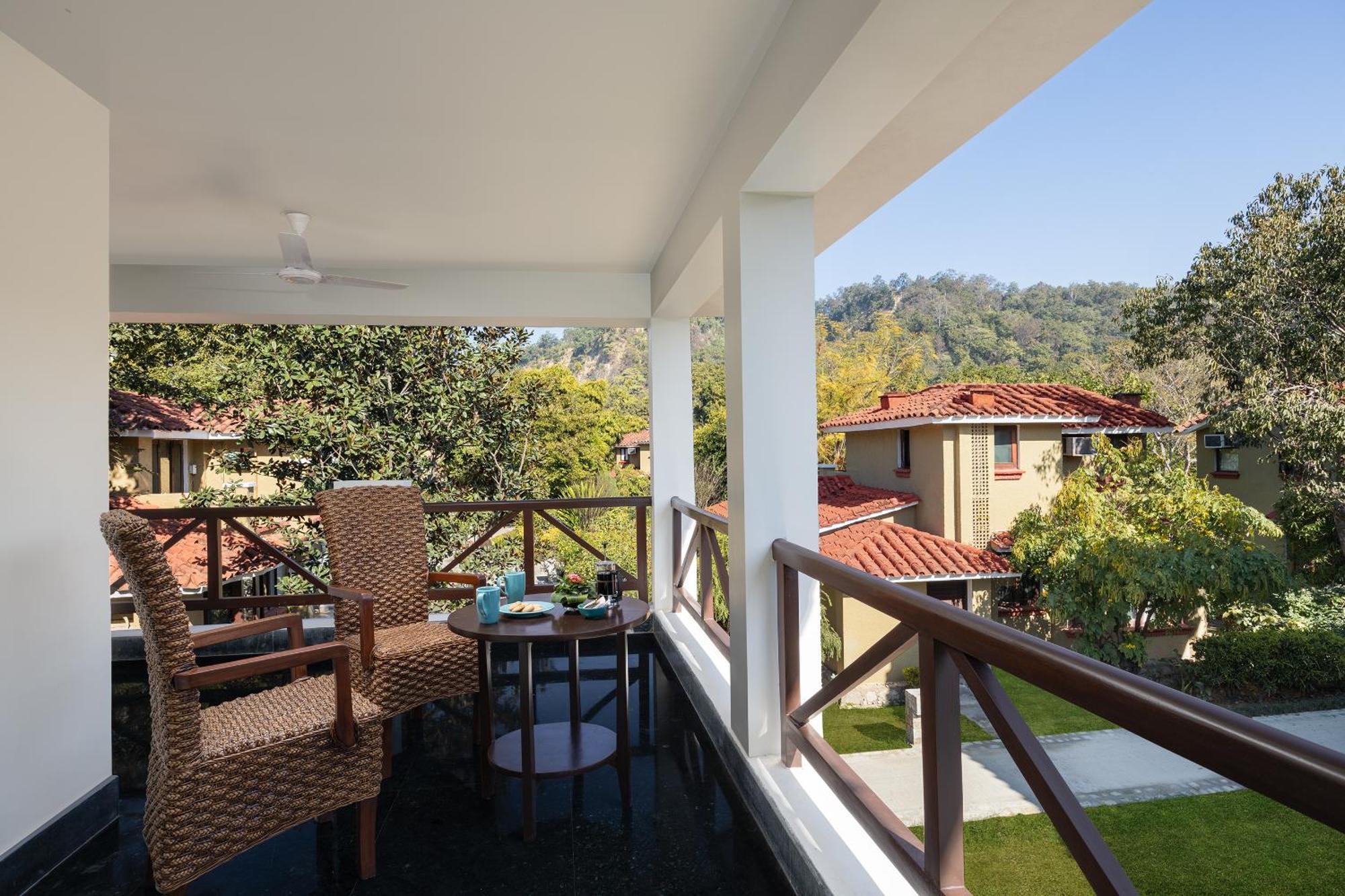 The Riverview Retreat Corbett By Leisure Hotels Garjia Exteriér fotografie