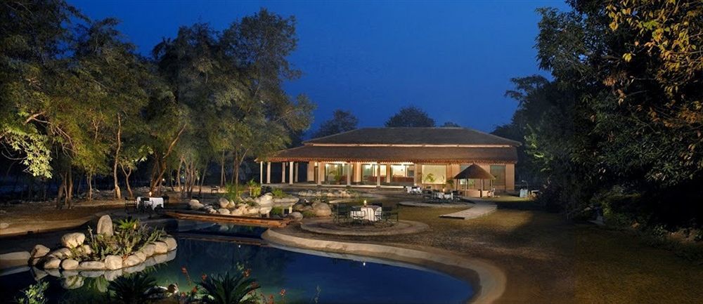 The Riverview Retreat Corbett By Leisure Hotels Garjia Exteriér fotografie