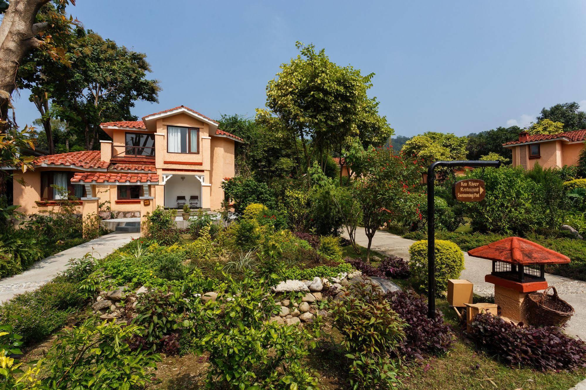 The Riverview Retreat Corbett By Leisure Hotels Garjia Exteriér fotografie