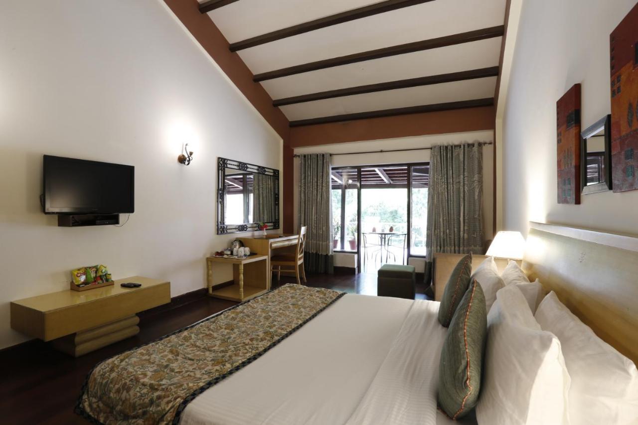 The Riverview Retreat Corbett By Leisure Hotels Garjia Exteriér fotografie