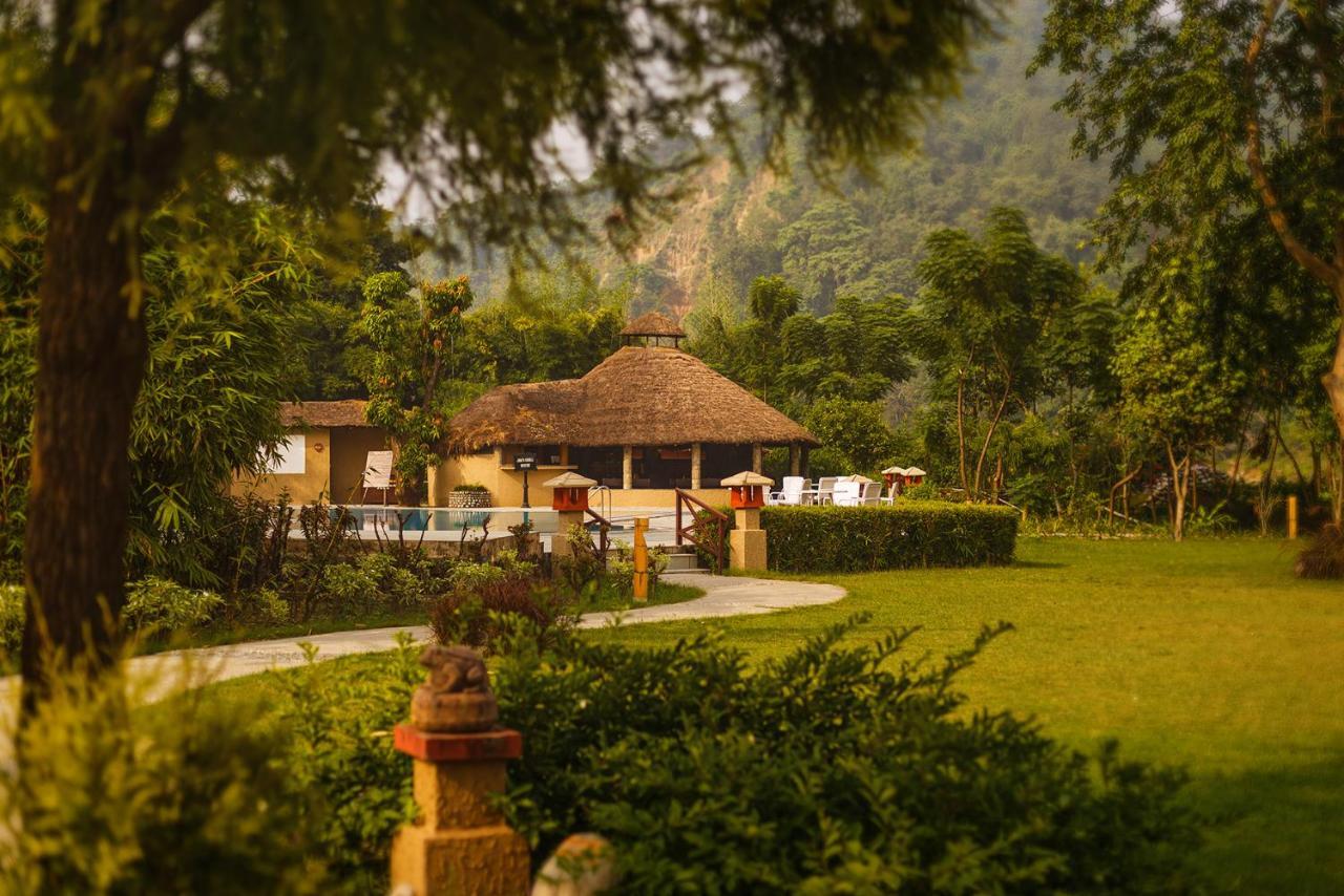 The Riverview Retreat Corbett By Leisure Hotels Garjia Exteriér fotografie